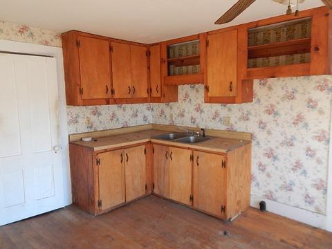 25 High St, Orange, MA 01364 photo 9