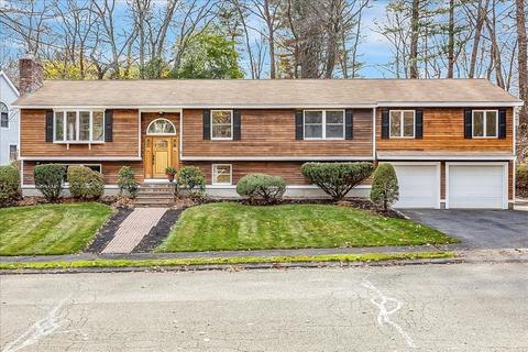 5 Evon Ln, Middleton, MA 01949 photo 2