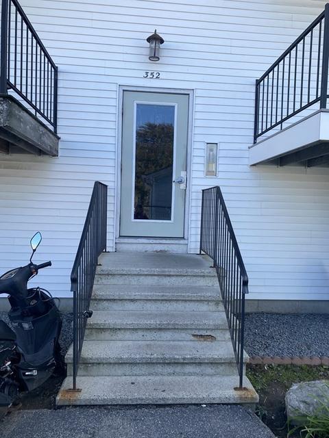 352 Vale St #11, Fall River, MA 02724 photo 4