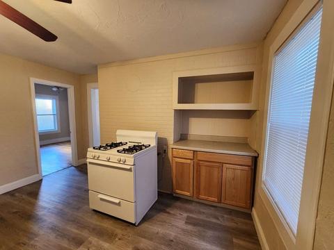 20 Mott St, Worcester, MA 01604 photo 8