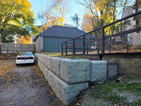 20 Mott St, Worcester, MA 01604 photo 3