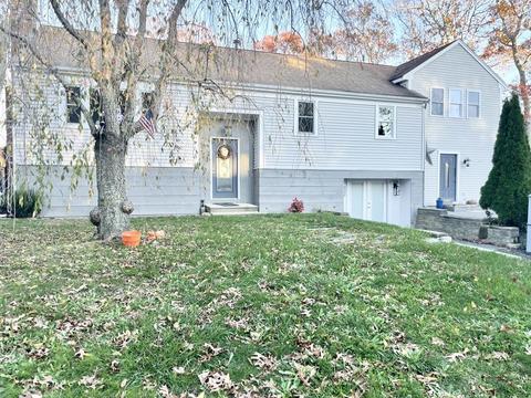 5 Cambridge Dr, Mashpee, MA 02649 photo 1