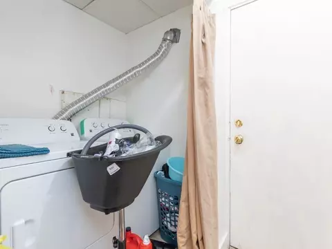1 Denny St, Worcester, MA 01609 photo 14