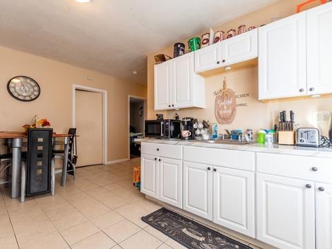 29 Aetna St, Worcester, MA 01604 photo 7