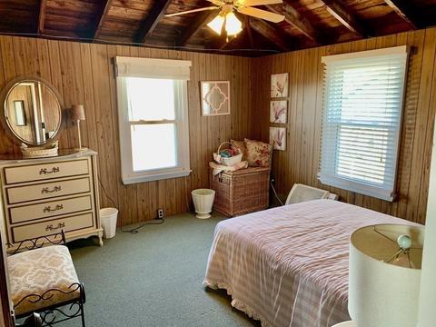 28 Ocean Ave, Hull, MA 02045 photo 17