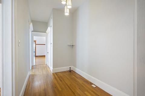 874 876 E 4th St, Boston, MA 02127 photo 22