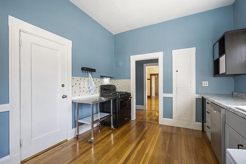 874 876 E 4th St, Boston, MA 02127 photo 34