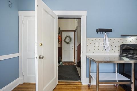 874 876 E 4th St, Boston, MA 02127 photo 36