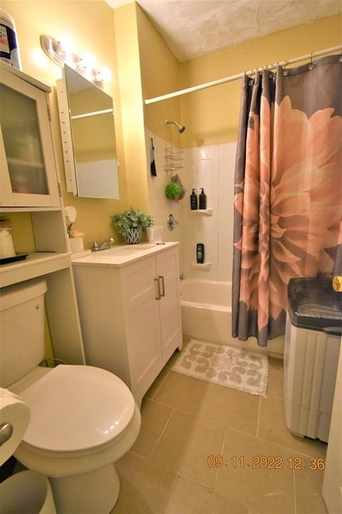 38 Johnson St, Springfield, MA 01108 photo 15