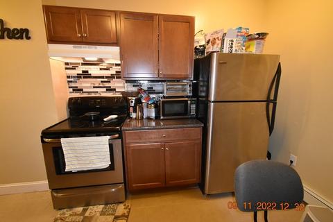 38 Johnson St, Springfield, MA 01108 photo 7