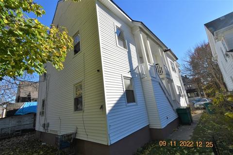 38 Johnson St, Springfield, MA 01108 photo 6