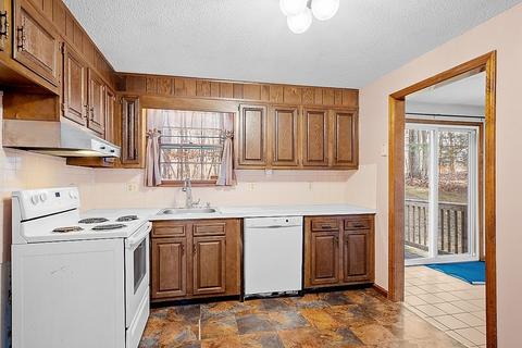 35 Sunset Ave, Derry, NH 03038 photo 23