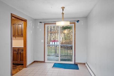 35 Sunset Ave, Derry, NH 03038 photo 22