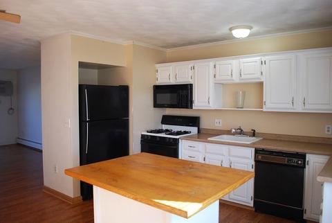 151 Buffinton St #3, Fall River, MA 02720 photo 4