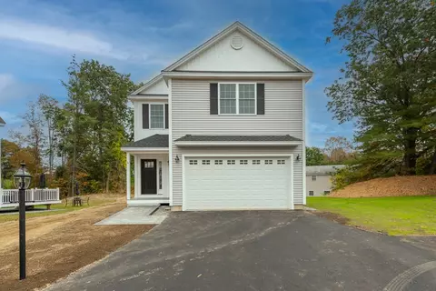 17 Tucker St #6, Pepperell, MA 01463