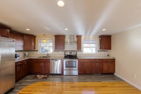 20 Briarcliff St, Springfield, MA 01128 photo 8