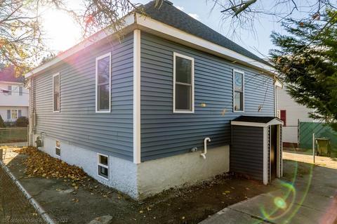 1318 Slade St, Fall River, MA 02721 photo 28