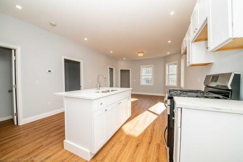 1318 Slade St, Fall River, MA 02721 photo 7