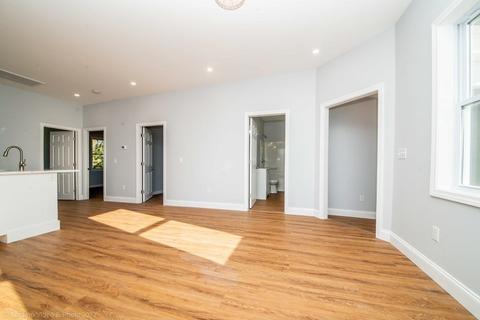 1318 Slade St, Fall River, MA 02721 photo 3