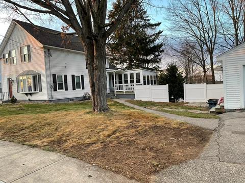 40 Elm St, Webster, MA 01570 photo 1