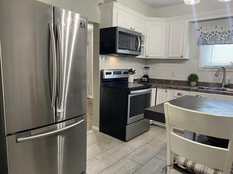40 Elm St, Webster, MA 01570 photo 4
