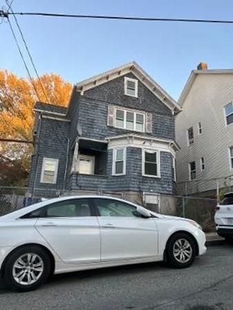 98 Grant St, Fall River, MA 02721 photo 1