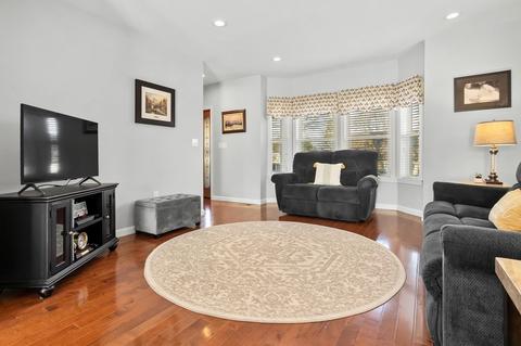 13 Glidden St, Beverly, MA 01915 photo 5