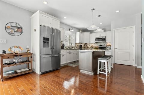 13 Glidden St, Beverly, MA 01915 photo 9