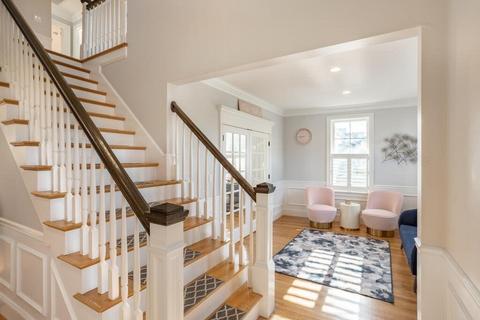 22 Hillside Ave, Needham, MA 02494 photo 4