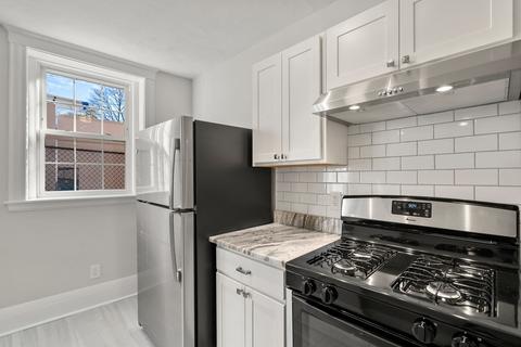 68 Linden St #2, Everett, MA 02149 photo 2