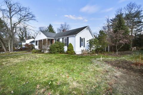 18 Barbara Ln, Reading, MA 01867 photo 2