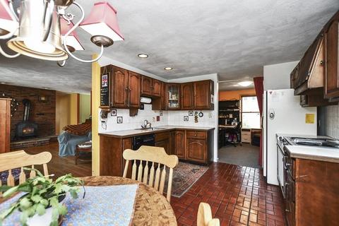18 Barbara Ln, Reading, MA 01867 photo 9