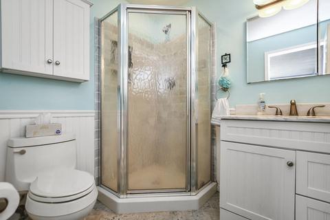 18 Barbara Ln, Reading, MA 01867 photo 14