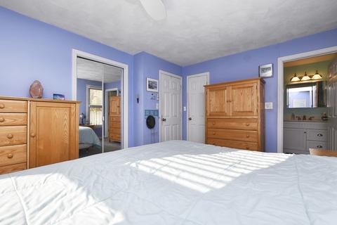 18 Barbara Ln, Reading, MA 01867 photo 13
