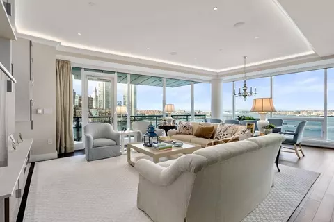 22 Liberty Dr #6A, Boston, MA 02210