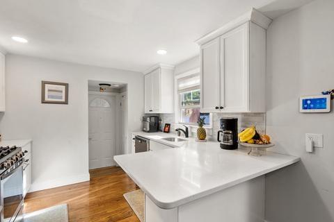 555 Randolph St, Canton, MA 02021 photo 6