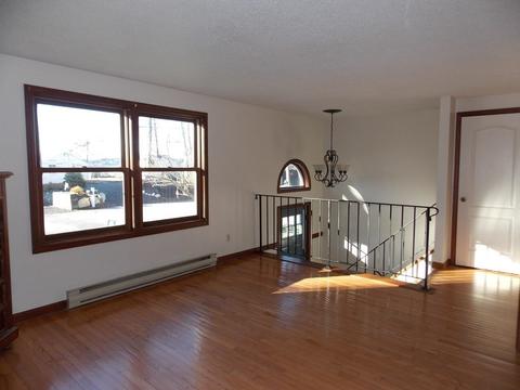 36 Wakefield Ave, Webster, MA 01570 photo 7