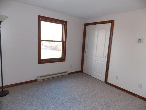 36 Wakefield Ave, Webster, MA 01570 photo 24
