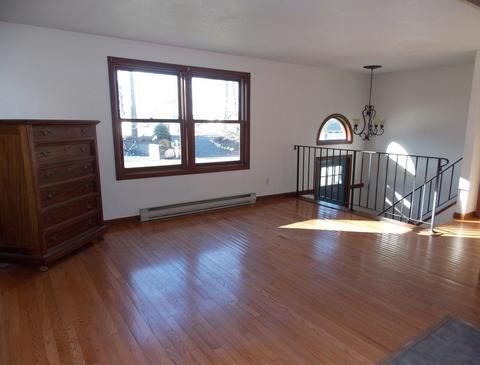 36 Wakefield Ave, Webster, MA 01570 photo 8