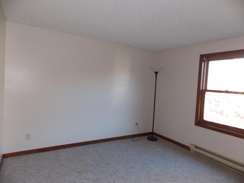 36 Wakefield Ave, Webster, MA 01570 photo 23