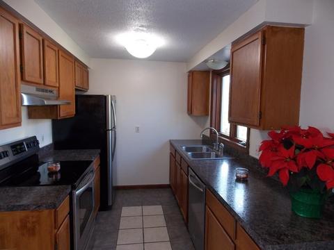 36 Wakefield Ave, Webster, MA 01570 photo 11