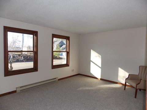 36 Wakefield Ave, Webster, MA 01570 photo 17