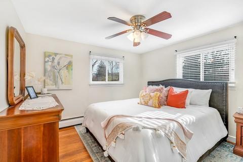 1 Laurel Ct, Acton, MA 01720 photo 9