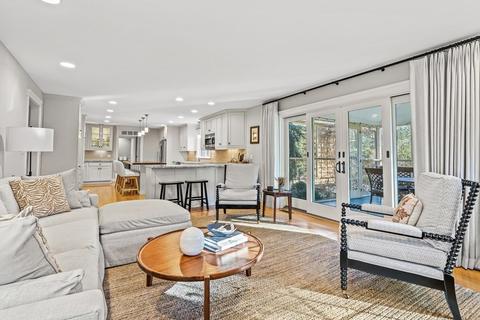 28 Ledgewood Dr, Dover, MA 02030 photo 6