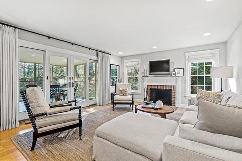 28 Ledgewood Dr, Dover, MA 02030 photo 5