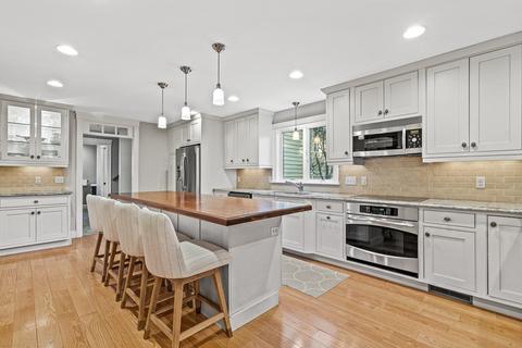 28 Ledgewood Dr, Dover, MA 02030 photo 9