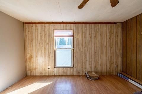 4 3rd Ave, Ware, MA 01082 photo 17