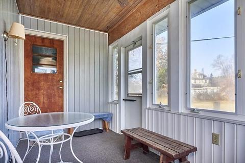 10 Alden St, Easthampton, MA 01027 photo 2