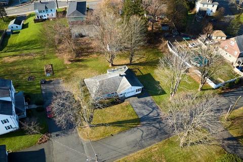 10 Alden St, Easthampton, MA 01027 photo 25