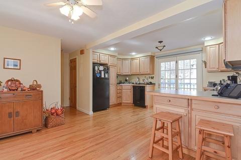 21 Edlin St, Worcester, MA 01603 photo 6
